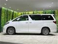 2013 Toyota Alphard