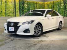 2016 Toyota Crown Hybrid