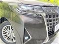 2019 Toyota Alphard Hybrid