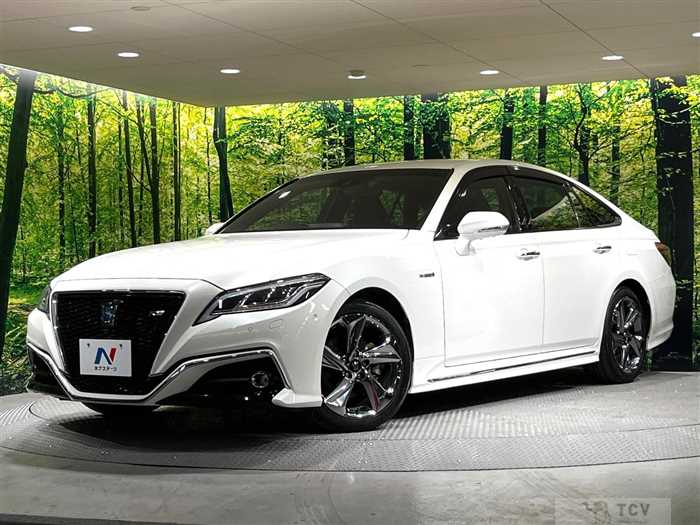 2018 Toyota Crown Hybrid