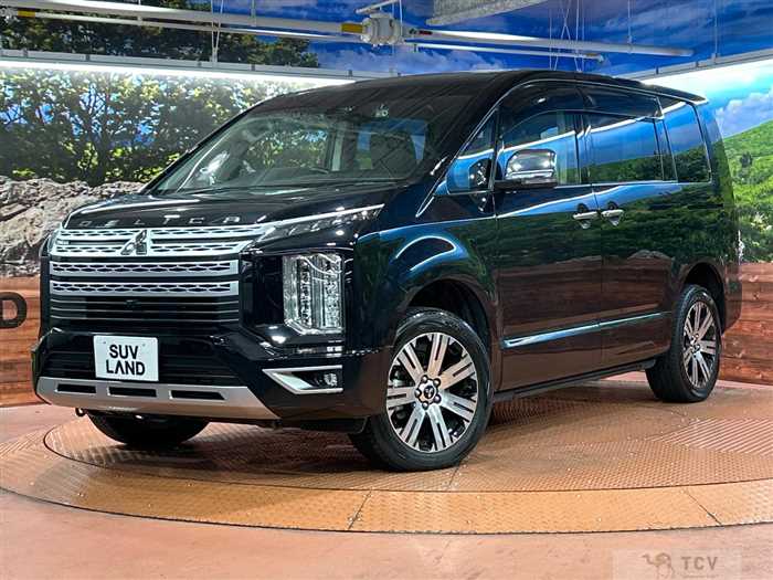 2022 Mitsubishi Delica D5