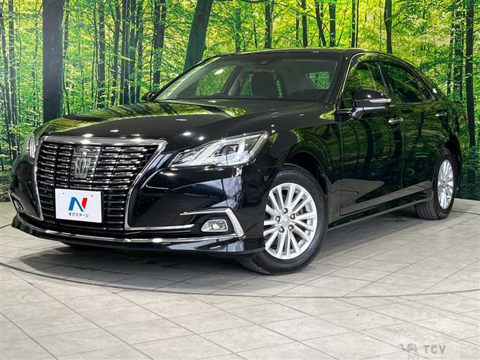 2016 Toyota Crown