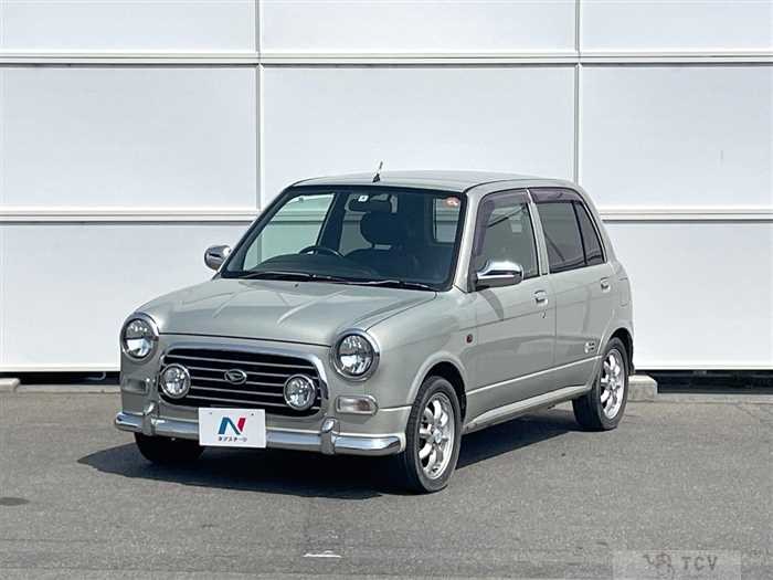 2004 Daihatsu Miragino