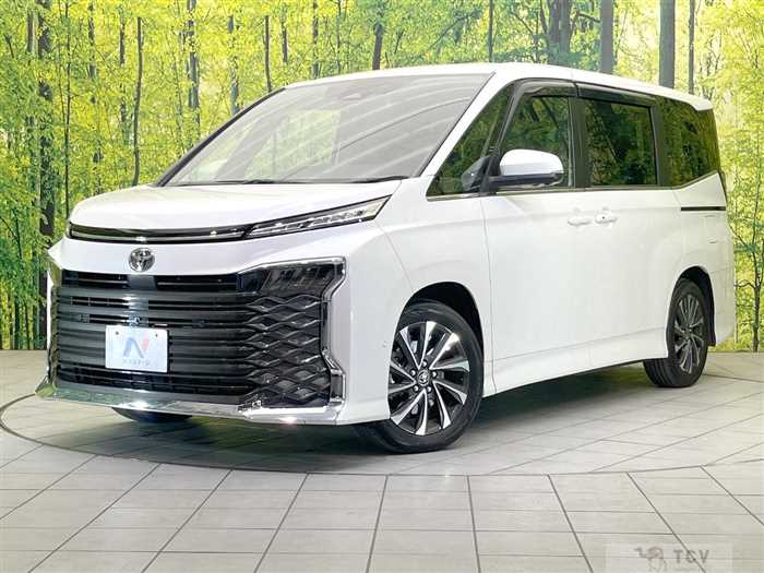 2023 Toyota Voxy