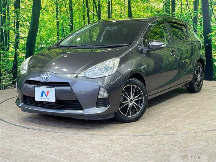 2013 Toyota AQUA