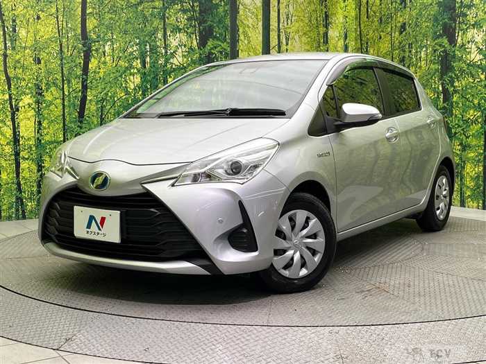 2017 Toyota Vitz