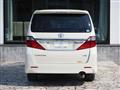 2013 Toyota Alphard G