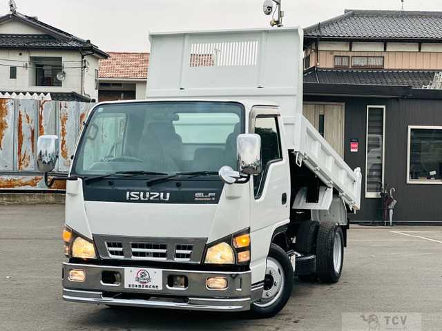 2005 Isuzu Isuzu Others