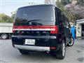 2010 Mitsubishi Delica D5