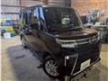 2023 Daihatsu Tanto Custom