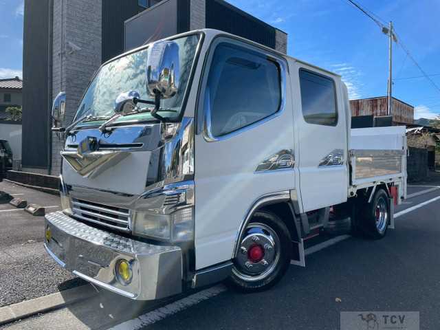2004 Mitsubishi Canter