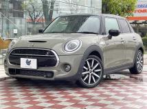 2021 U.K. Others U.K. Others