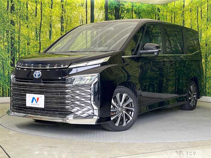 2022 Toyota Voxy