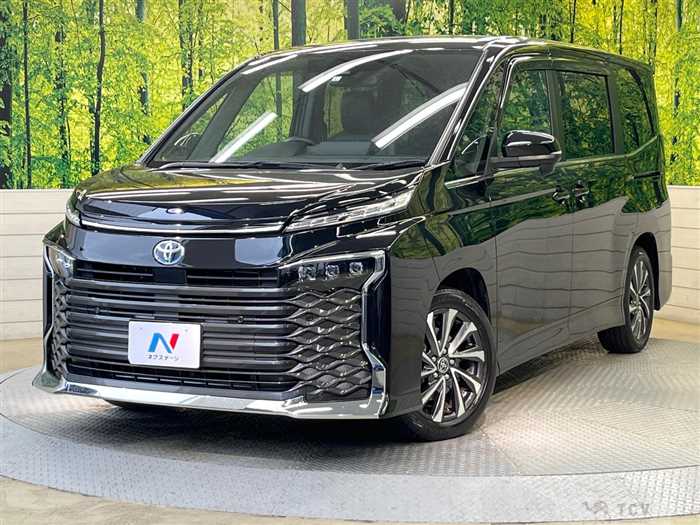 2023 Toyota Voxy