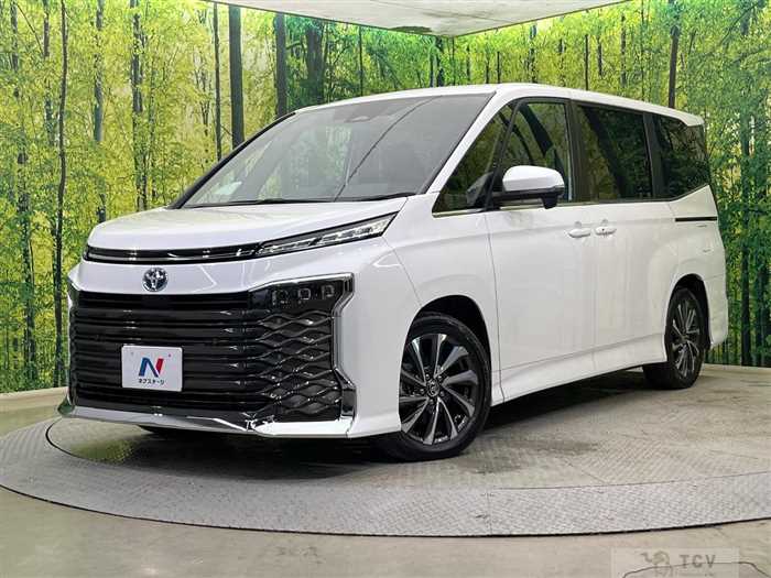 2025 Toyota Voxy