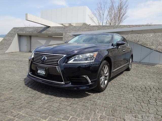2013 Lexus LS