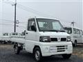 2010 Nissan Clipper Truck