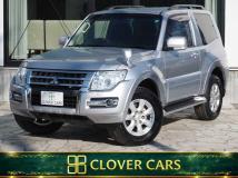 2015 Mitsubishi Pajero