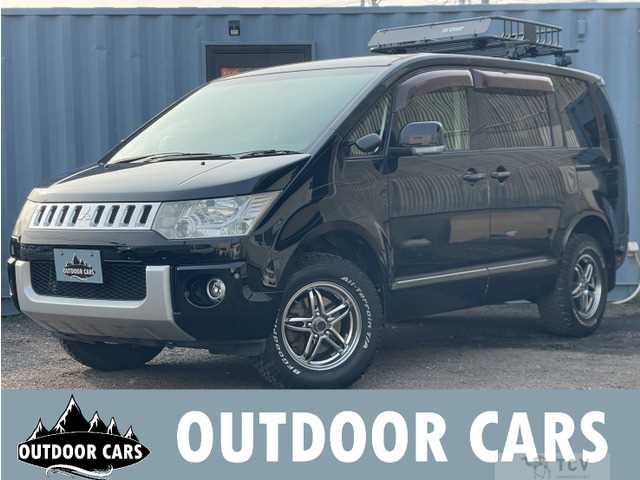 2011 Mitsubishi Delica D5