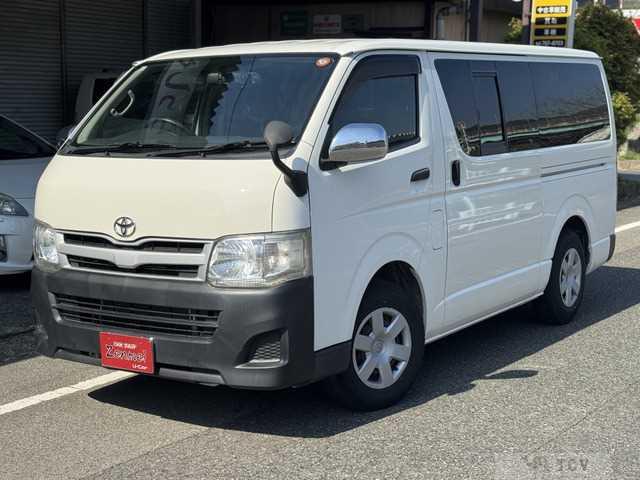 2010 Toyota Hiace Van