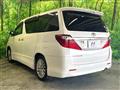 2013 Toyota Alphard