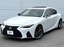 2021 Lexus IS