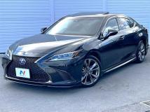 2019 Lexus ES