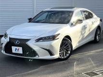 2019 Lexus ES