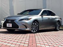 2021 Lexus ES