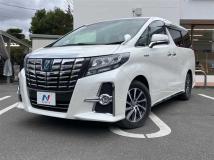 2015 Toyota Alphard Hybrid