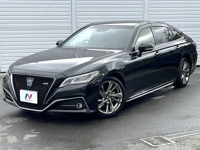 2022 Toyota Crown Hybrid