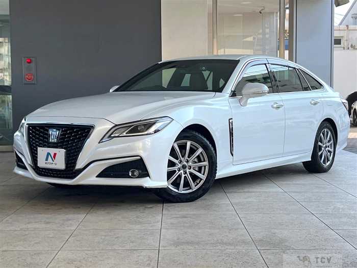 2022 Toyota Crown Hybrid