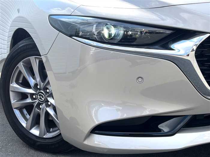 Mazda Mazda3 2022 — миниатюра 10