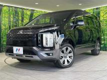 2021 Mitsubishi Delica D5