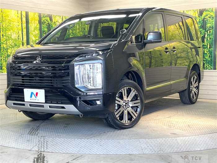 2022 Mitsubishi Delica D5