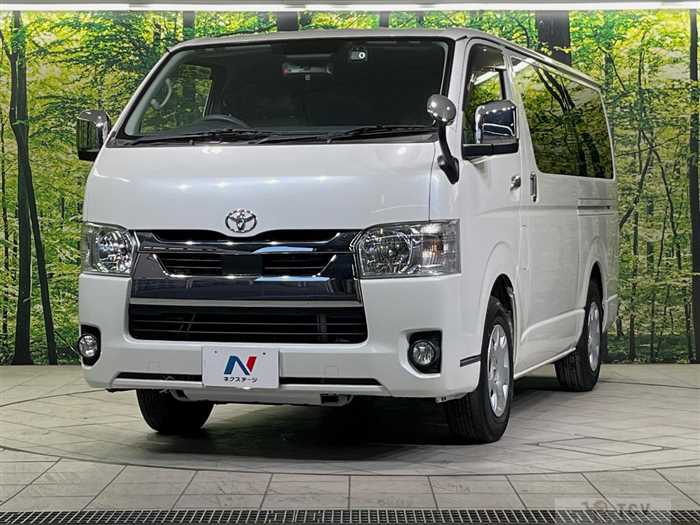 2022 Toyota Hiace Van