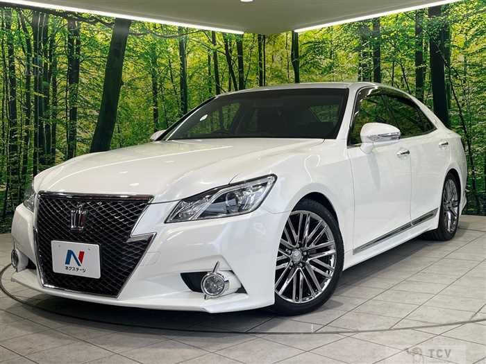 2015 Toyota Crown