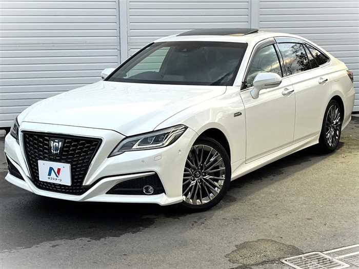 2018 Toyota Crown Hybrid