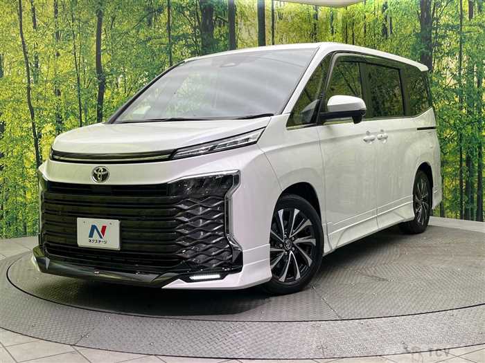 2024 Toyota Voxy