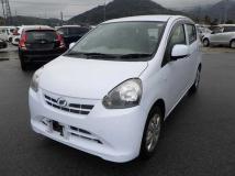 2013 Daihatsu Mira Es