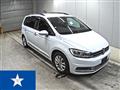 2017 Volkswagen Golf Touran