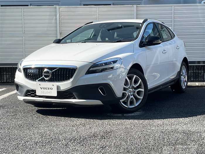 2018 Volvo V40