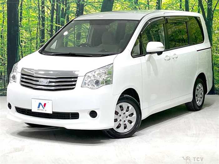 2013 Toyota Noah