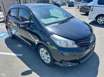 2011 Toyota Vitz
