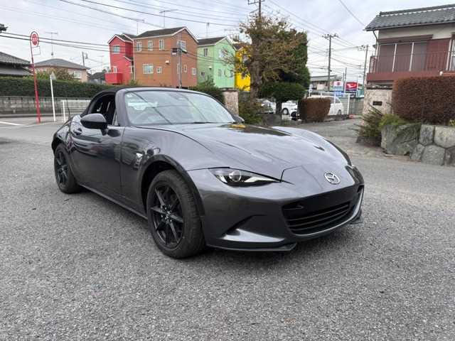 Mazda Roadster 2025 — миниатюра 2