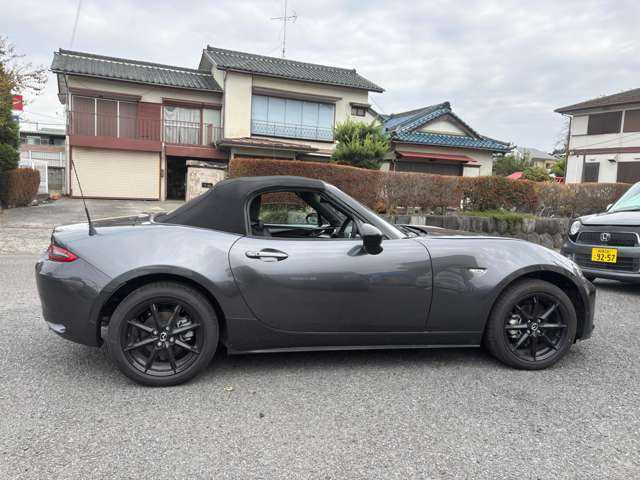 Mazda Roadster 2025 — миниатюра 9