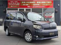 2009 Toyota Voxy