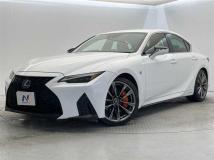 2021 Lexus IS