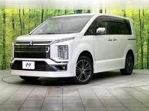 2019 Mitsubishi Delica D5