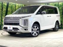 2019 Mitsubishi Delica D5